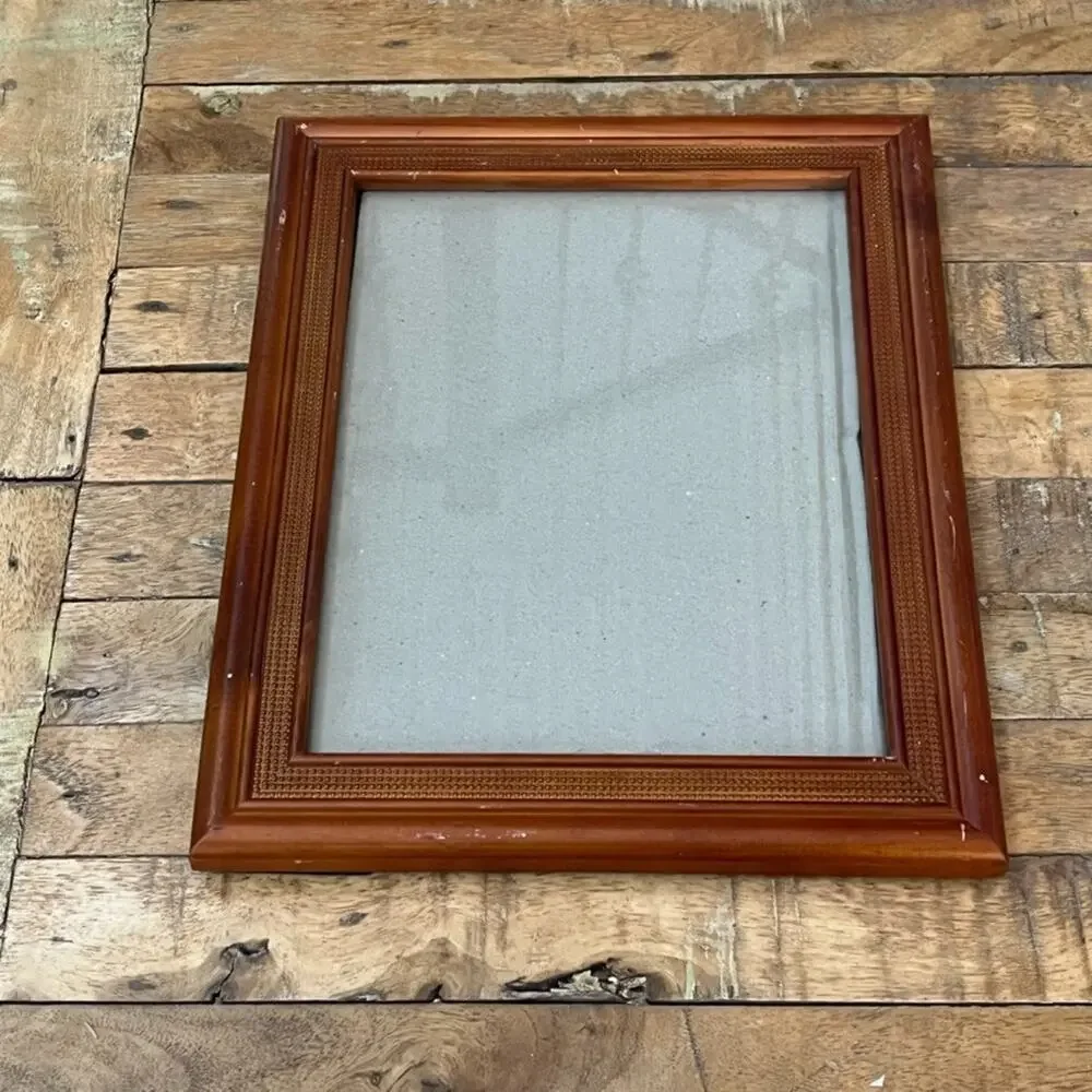 Vintage Brown Wooden Picture Frame 9.5 x 7.5 in Free Standing or Hung